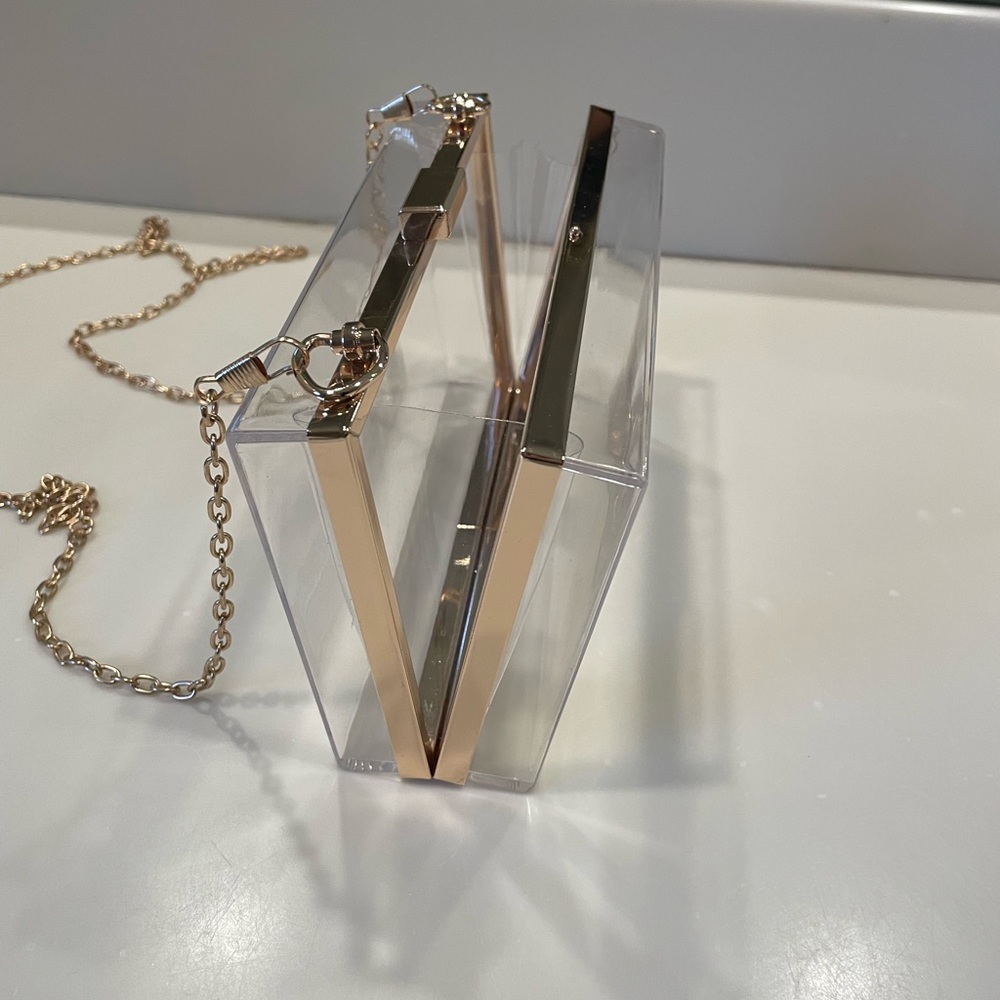 Clear Lucite Clutch With Gold Border - detachable crossbody chain - Picture 10 of 11